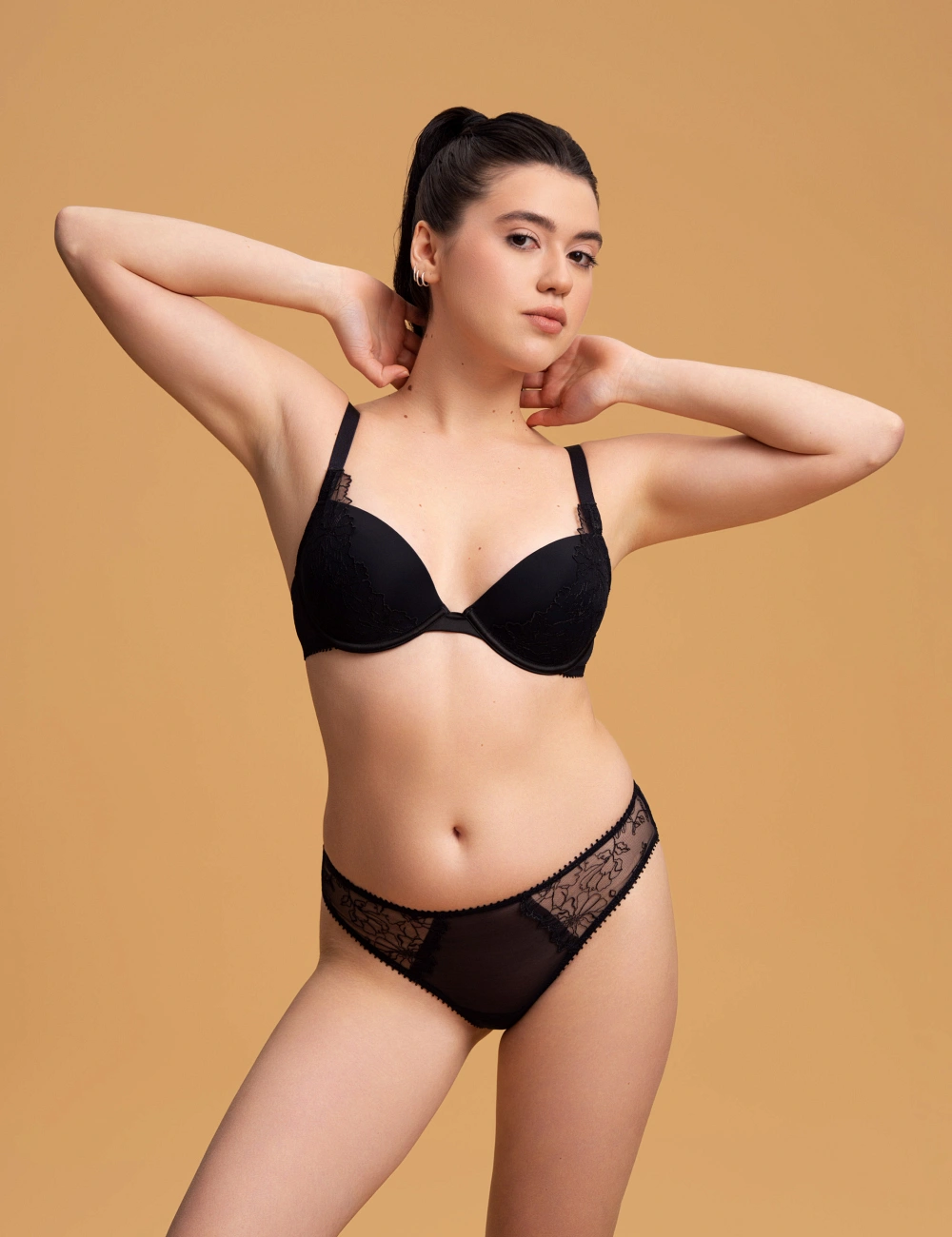 Бра з пуш-апом 102SR чорний