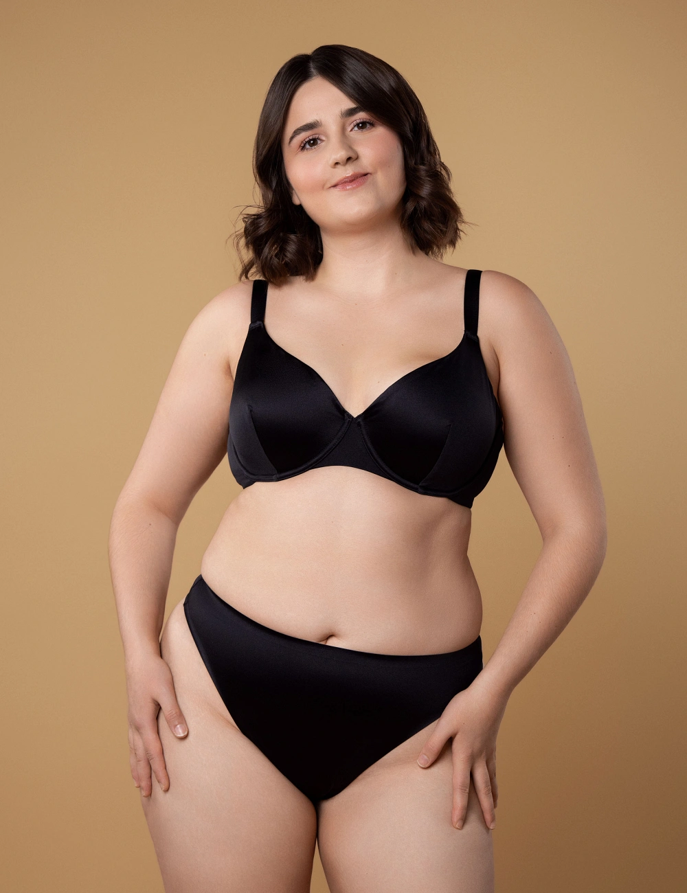 Бра з м'якою чашкою 522CP чорний