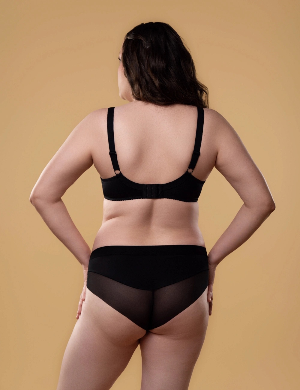 Бра з м'якою чашкою 114SC чорний - 2