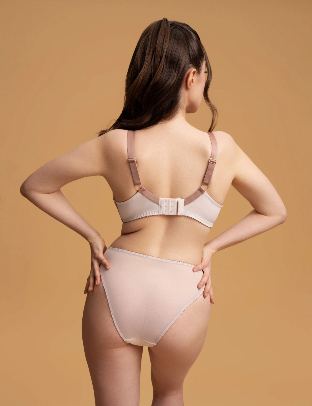 Бра з м'якою чашкою 011SR  - 2