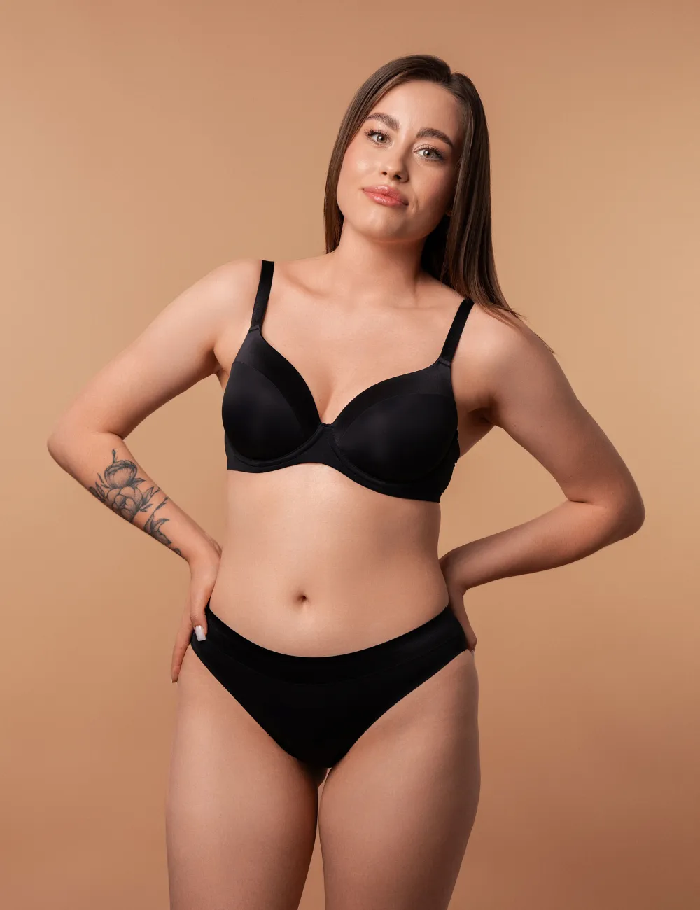 Бра с чашкой Memory foam 248CP - на модели1